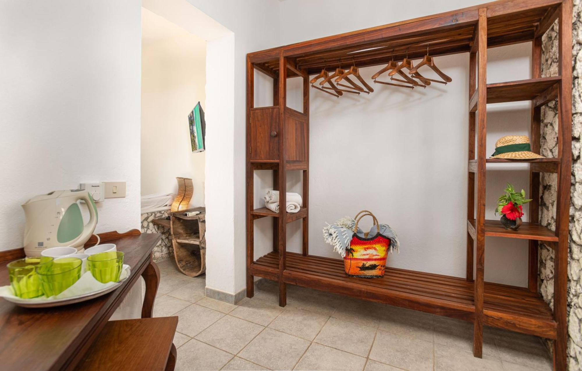 Mvuvi Boutique Resort Kiwengwa  Δωμάτιο φωτογραφία