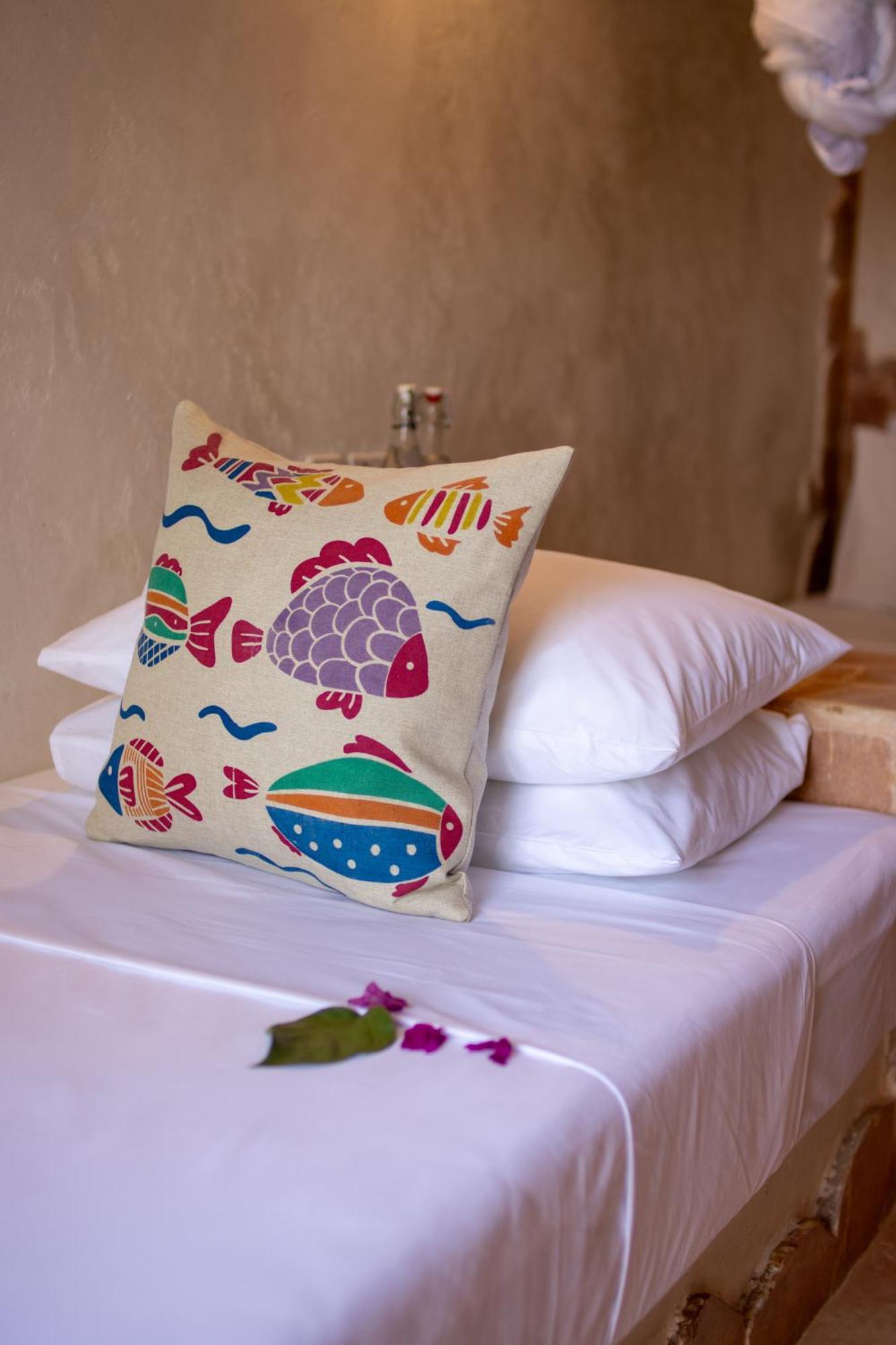 Mvuvi Boutique Resort Kiwengwa  Δωμάτιο φωτογραφία